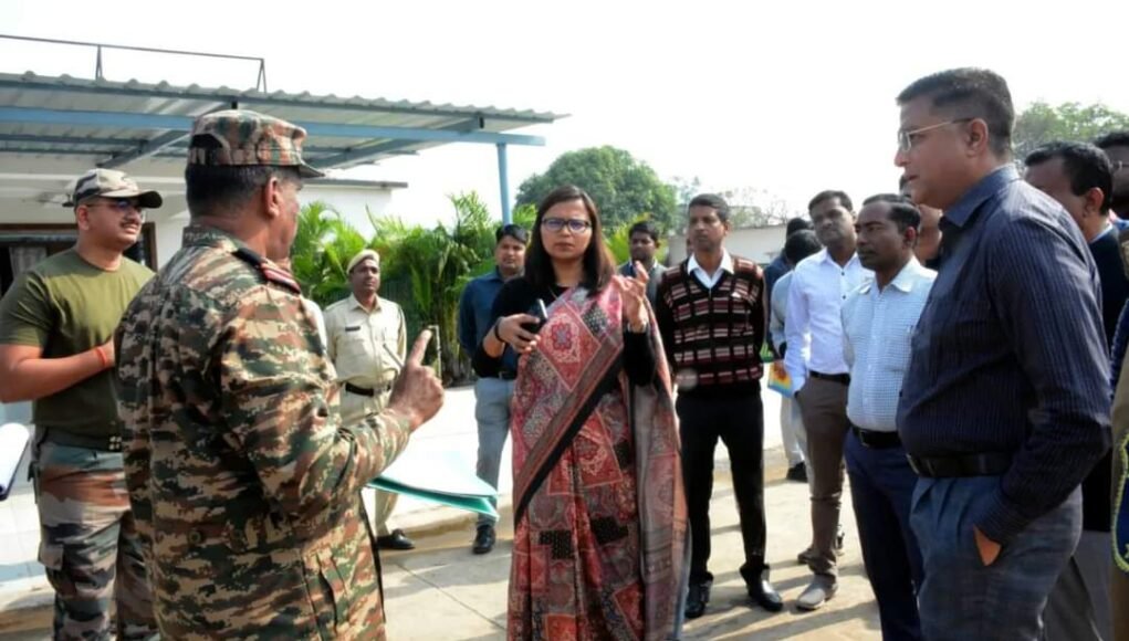 कलेक्टर,एसपी और सेना के अधिकारियों ने लिया सेना भर्ती के तैयारियों का जायजा दिए निर्देश 15 दिसंबर से 23 दिसम्बर तक थल सेना भर्ती का होगा आयोजन