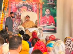 दतिया में अकल्पनीय चमत्कार, रामेश्वर धाम सरकार ने माइंड रीडर्स की बोलती की बंद! भक्तों ने खुद खींचा अपना भाग्य