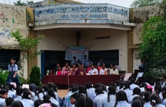रायखेड़ा में हर्षोल्लास से मनाया गया शिक्षक दिवस, शिक्षकों के सम्मान में आयोजित हुआ विशेष समारोह